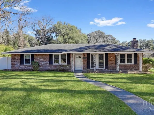 807 Dyches Drive, Savannah, GA 31406