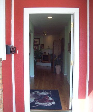 5th image of 1720 Woodlawn Dr