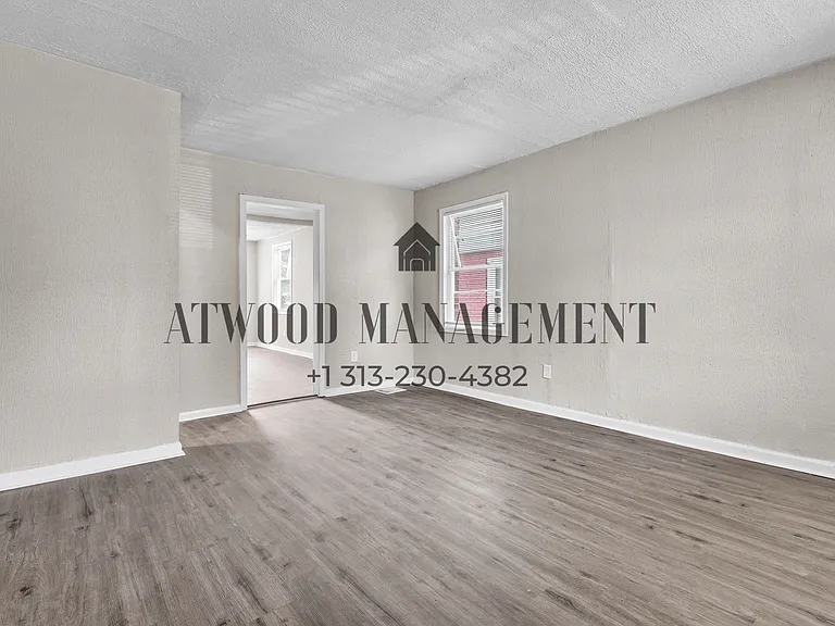 14722 Quincy St — Photo 4