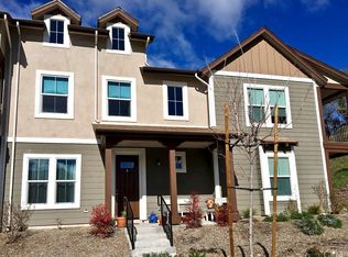 9386 Cielo Azul Ct, Atascadero, CA 93422