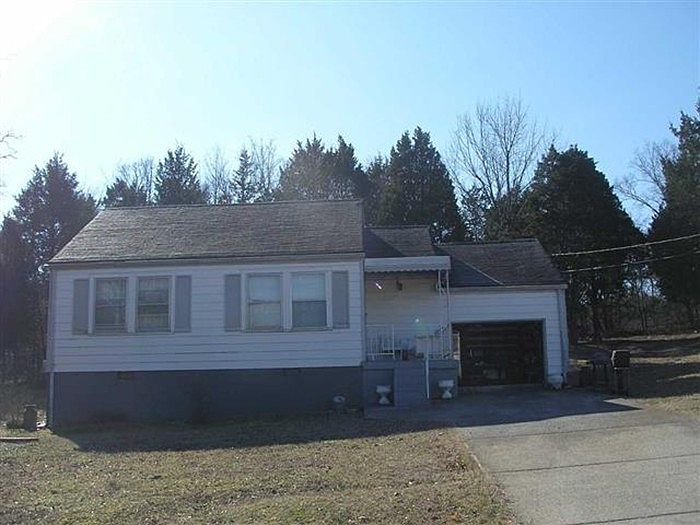 1st image of 150 Fisk Dr