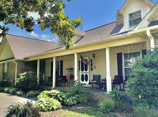 380 Lanning Rd E, Lawrenceburg, TN 38464