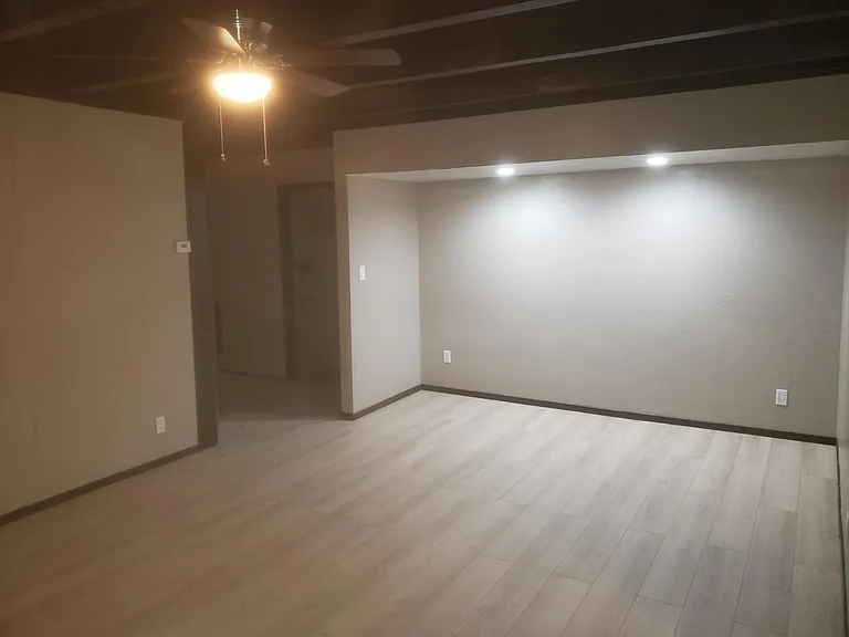 3839 Pentagon Dr — Photo 5