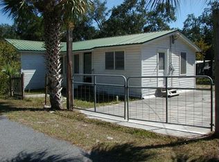 46 4th Ave W, Horseshoe Beach, FL 32648