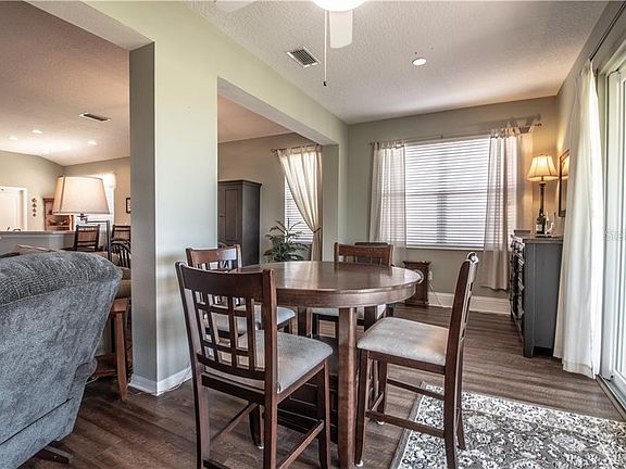 3rd image of 1134 Emerald Dunes Dr