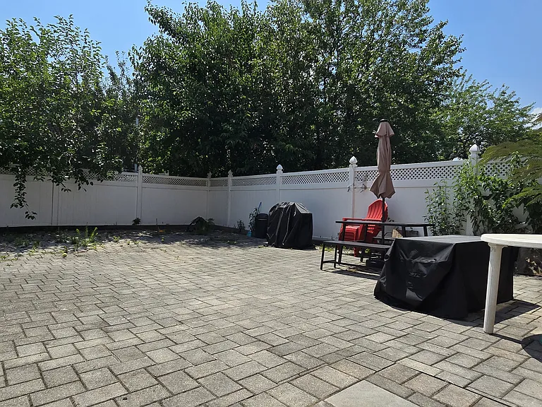 19 Crossgate Rd #0 — Photo 11
