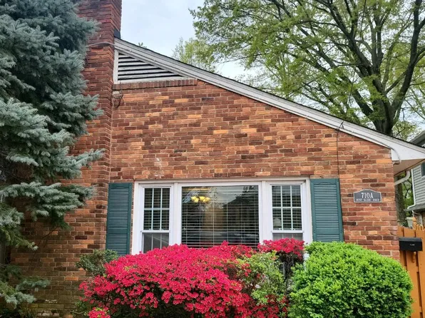 710 W Glebe Rd #A, Alexandria, VA 22305