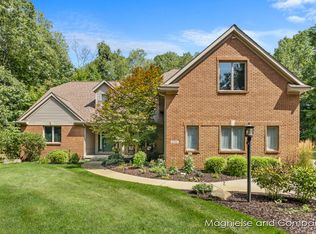 4580 Loggers Run NE, Grand Rapids, MI 49525