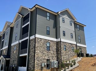 456 English Commons Dr BUILDING 404-A, Lynchburg, VA 24501