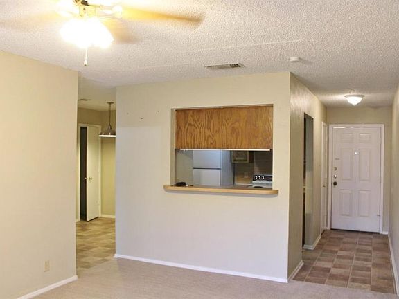 4th image of 3909 Camelot St APT C