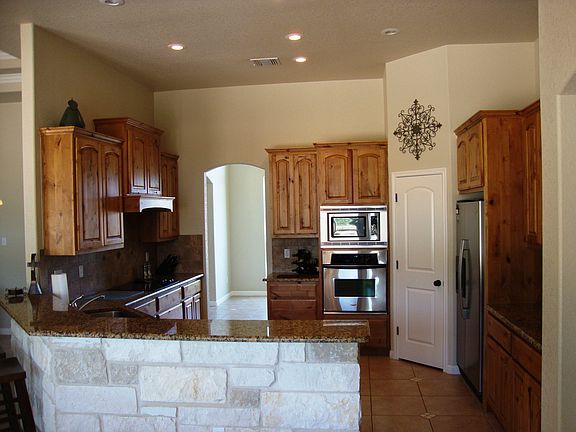 Stainless Steel Appliances with Granite Counter Tops