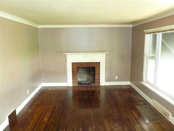 2nd image of 3609 Far Hills Ave