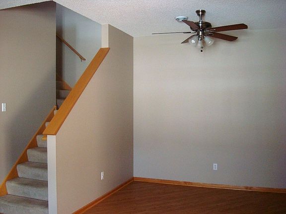 5th image of 10970 Isanti Ct NE