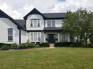 9210 Daniel Ln, Spring Grove, IL 60081