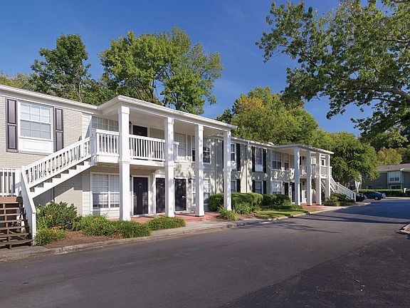 Stroll through our gorgeous community