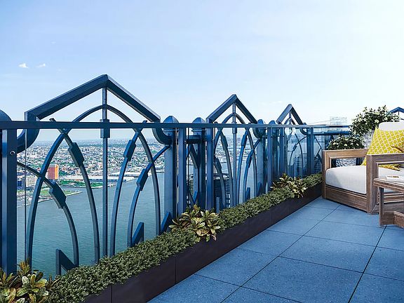 5th image of 70 Pine St #Penthouse 5902