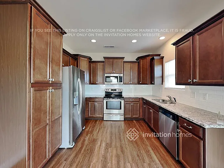 5355 Roberta Crossing Dr — Photo 7