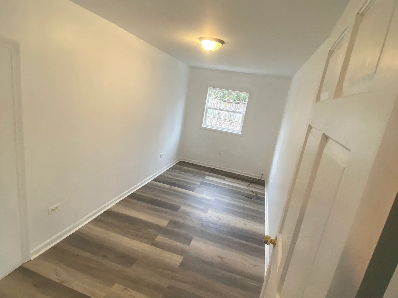 Studio, 1700 sqft, $1,500 — Photo 3