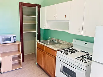 Rented by Chantior Real Estate LLC