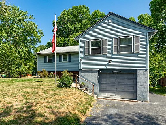 3rd image of 63 Long Meadow Dr