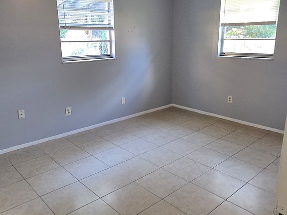 5th image of 2106 5th St W