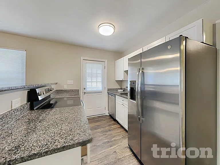 5229 Harmon Pl — Photo 5