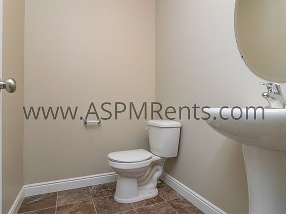 4th image of 3150 W Manor View Dr