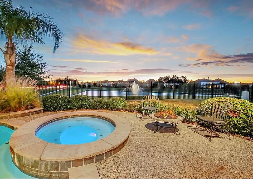 1st image of 10803 Lake Raven Ct