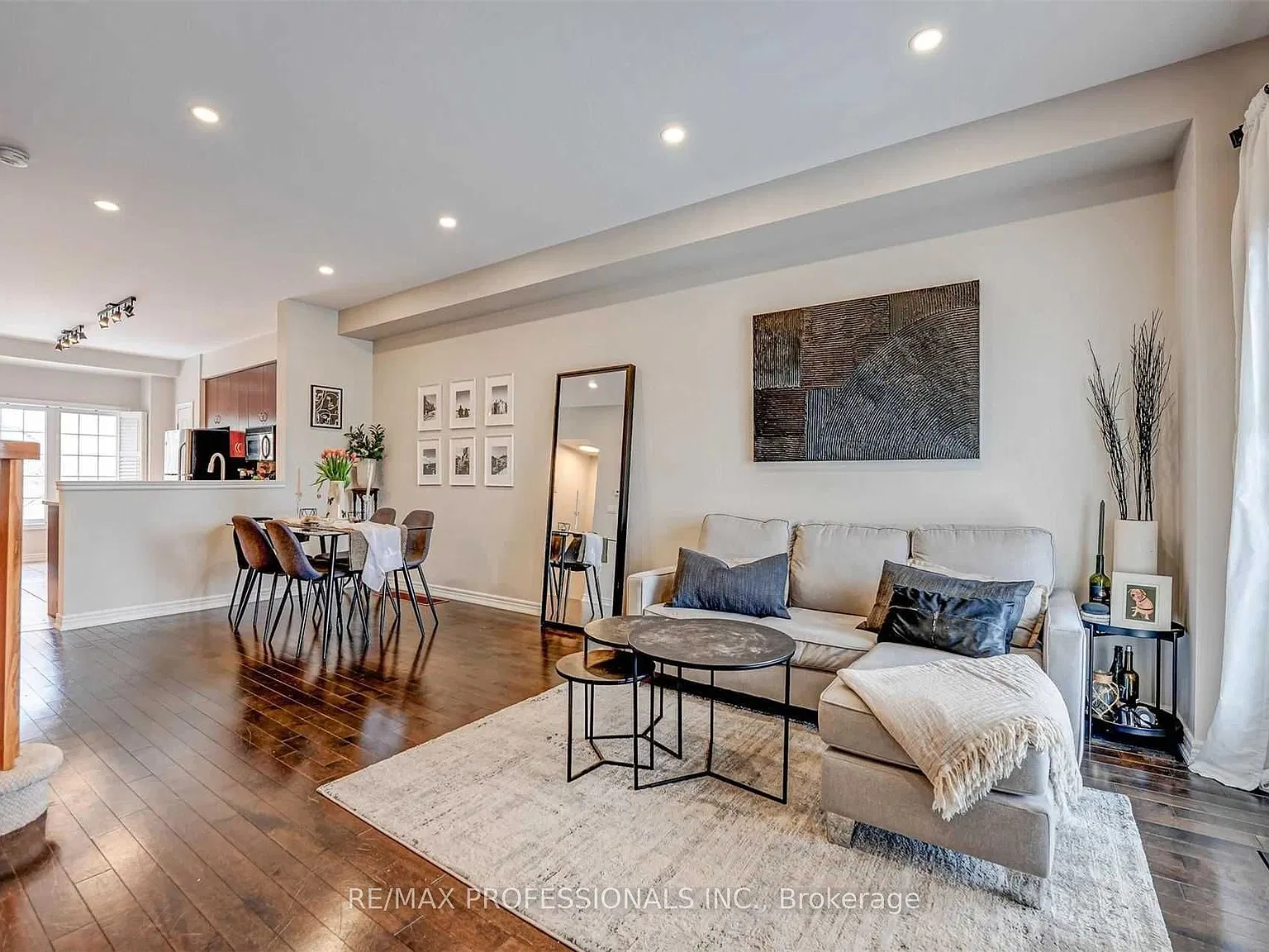 2 bed, $3,150 — Photo 4