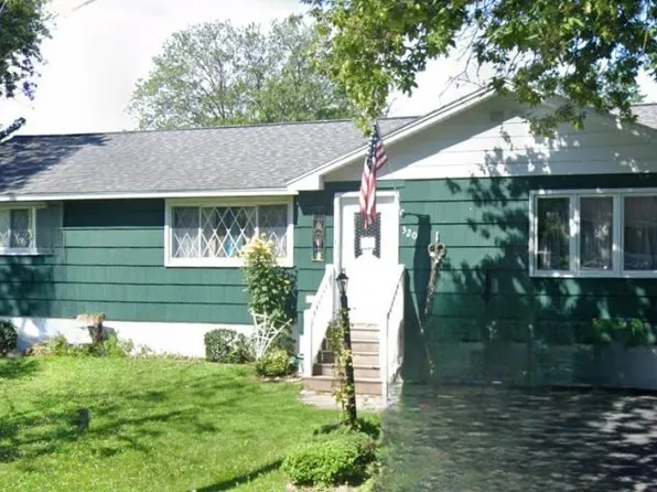 320 Mitchell Ave, Mattydale, NY 13211