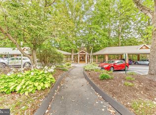 23140 Cobblestone Ln APT 105, California, MD 20619