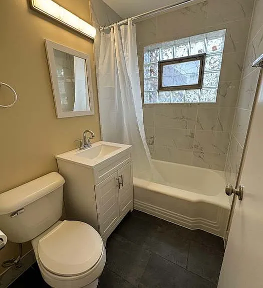 7320 S Kingston Ave #2W — Photo 4