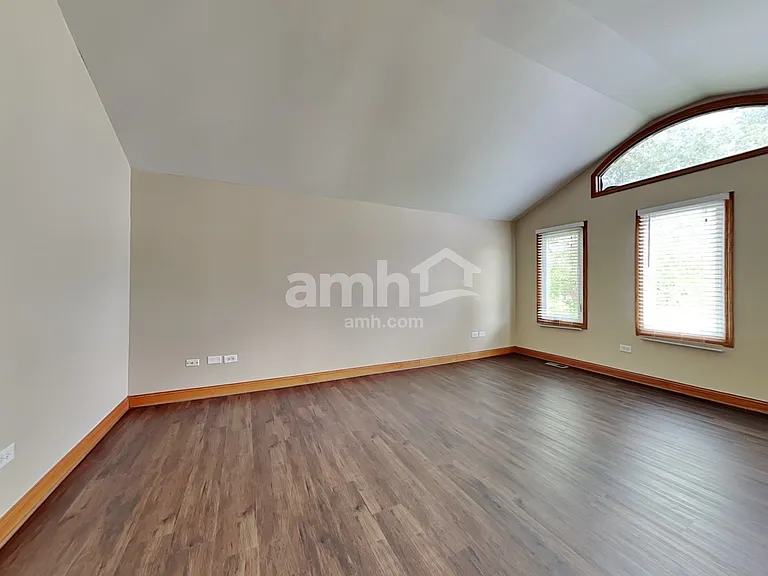 2113 Cumberland Dr — Photo 5