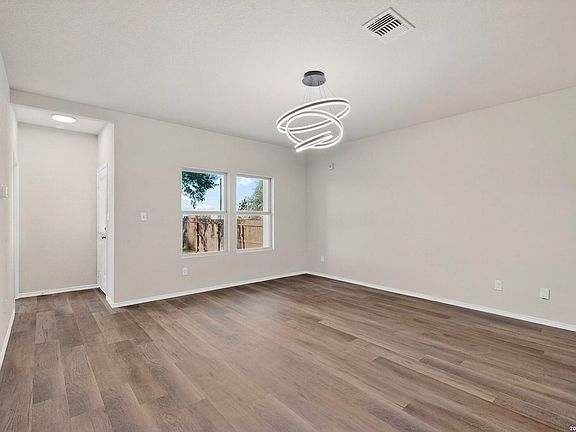 4th image of 13419 Landon Way