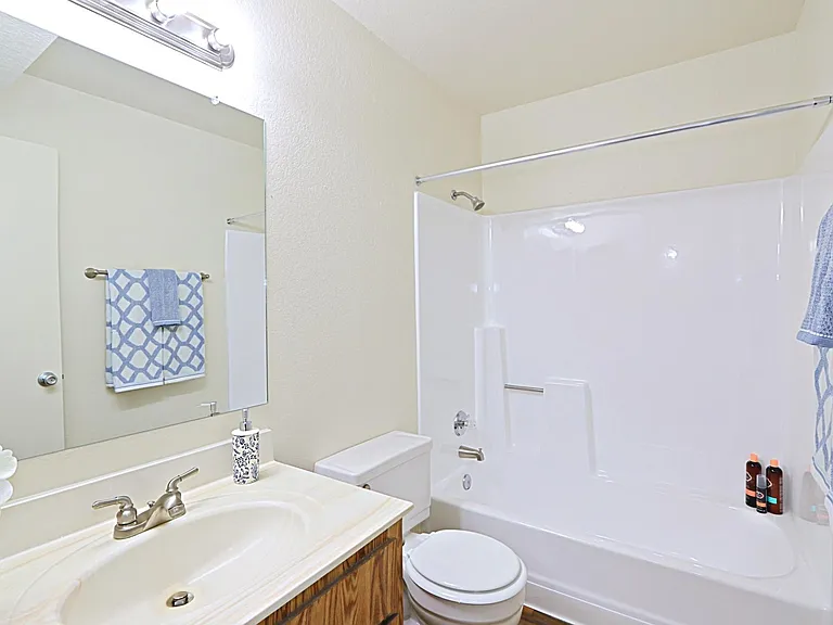 1223 S Dorsey Ln #203 — Photo 11