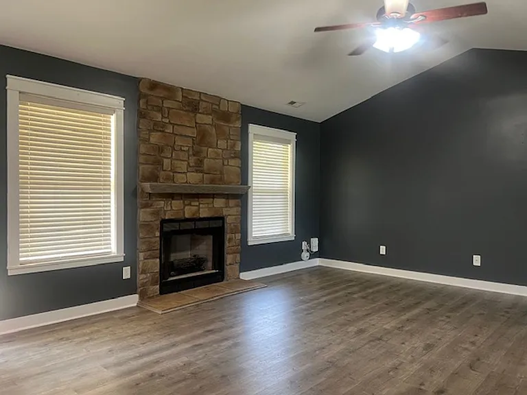 436 Chester Lake Pl — Photo 12