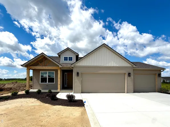 1307 Limerick Ln, Waterville, OH 43566