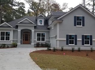 11 Pond Dr, Hilton Head Island, SC 29926
