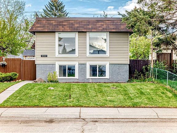 3rd image of 3240 W Dovercliffe Rd SE