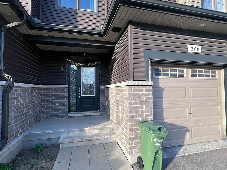 260 Tim Sheehan Pl — Photo 3