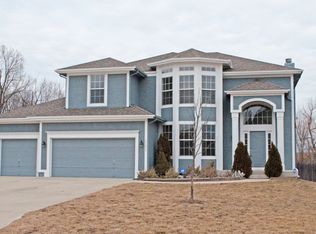 20889 Skyview Ln, Spring Hill, KS 66083