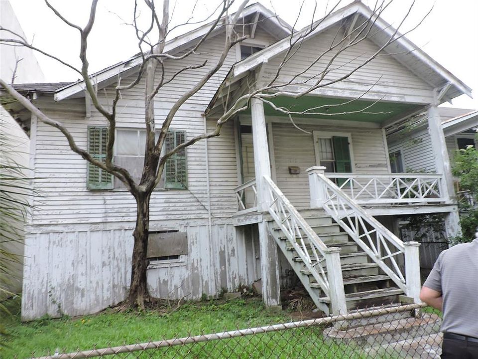 1st image of 715 Postoffice