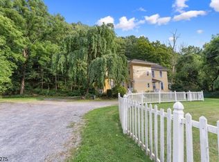 13 Arch St, High Bridge, NJ 08829