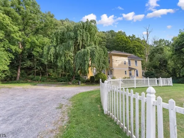 13 Arch St, High Bridge Boro, NJ 08829