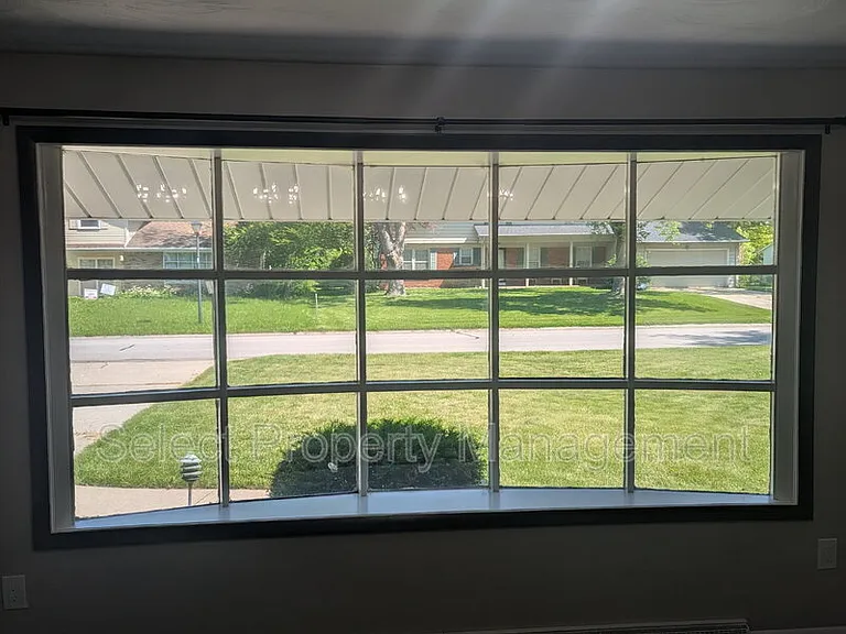 4920 Desoto Dr — Photo 6