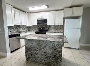 105 Meadows Cir #105, Boynton Beach, FL 33436