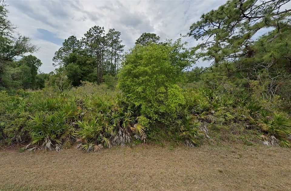 2nd image of 9468 N Cavewood Ave