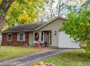 220 Whitehorn Dr, Vandalia, OH
