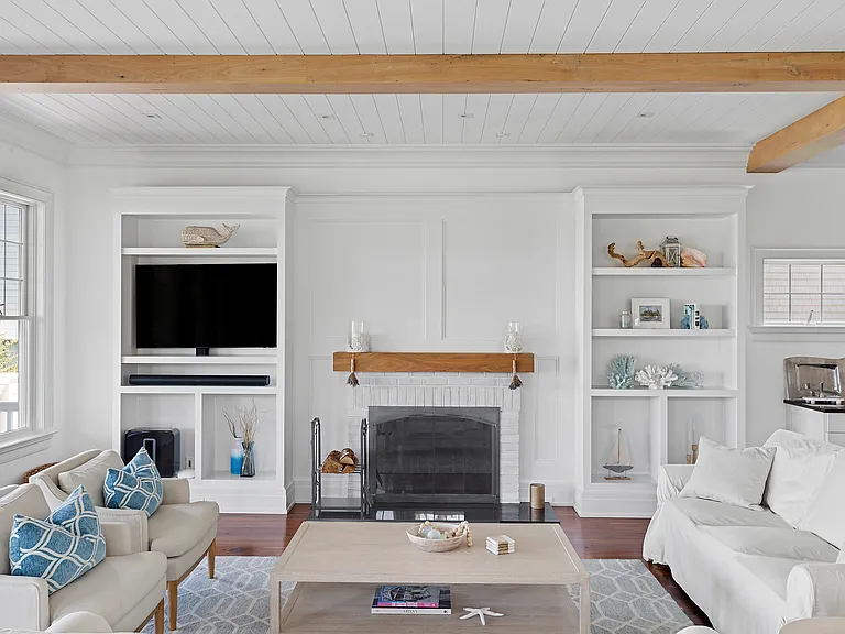 938 Sound Shore Rd — Photo 7