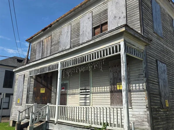 414 14th St, Galveston, TX 77550
